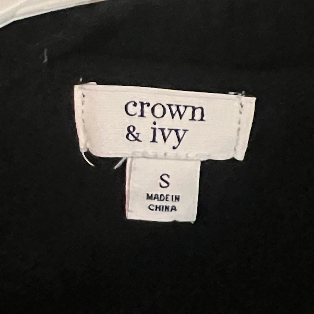 black size small crown & ivy sweater with white detail